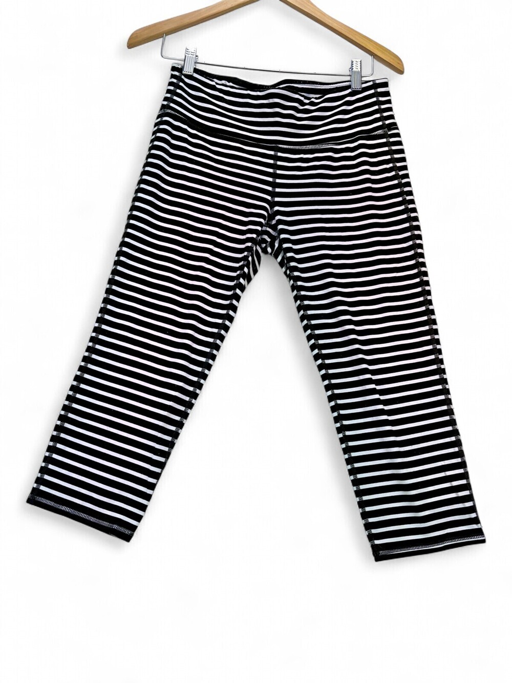 Athleta Black & White Striped Capri Leggings Size L